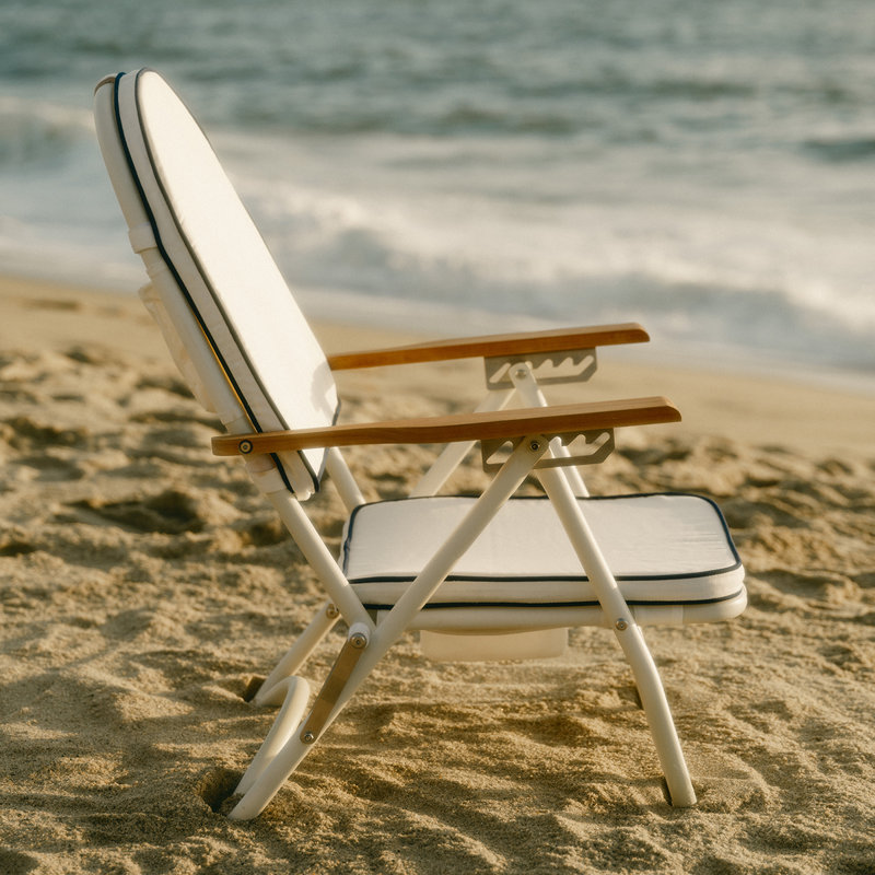Pam Beach Chair, White