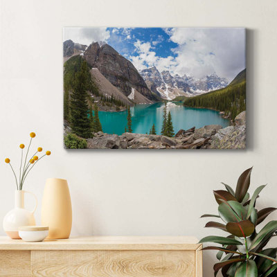 «Banff Valley Of The Ten Peaks», toile tendue avec châssis de qualité supérieure - prête à être accrochée