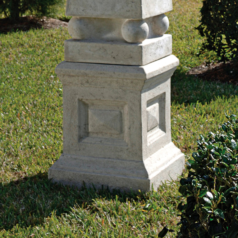 Socle anglais grand jardin Neoclassical