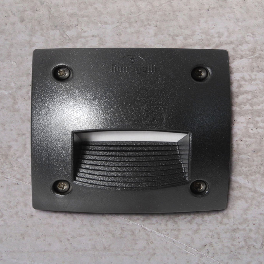 Tahnaout 1 Light Outdoor Bulkhead Light