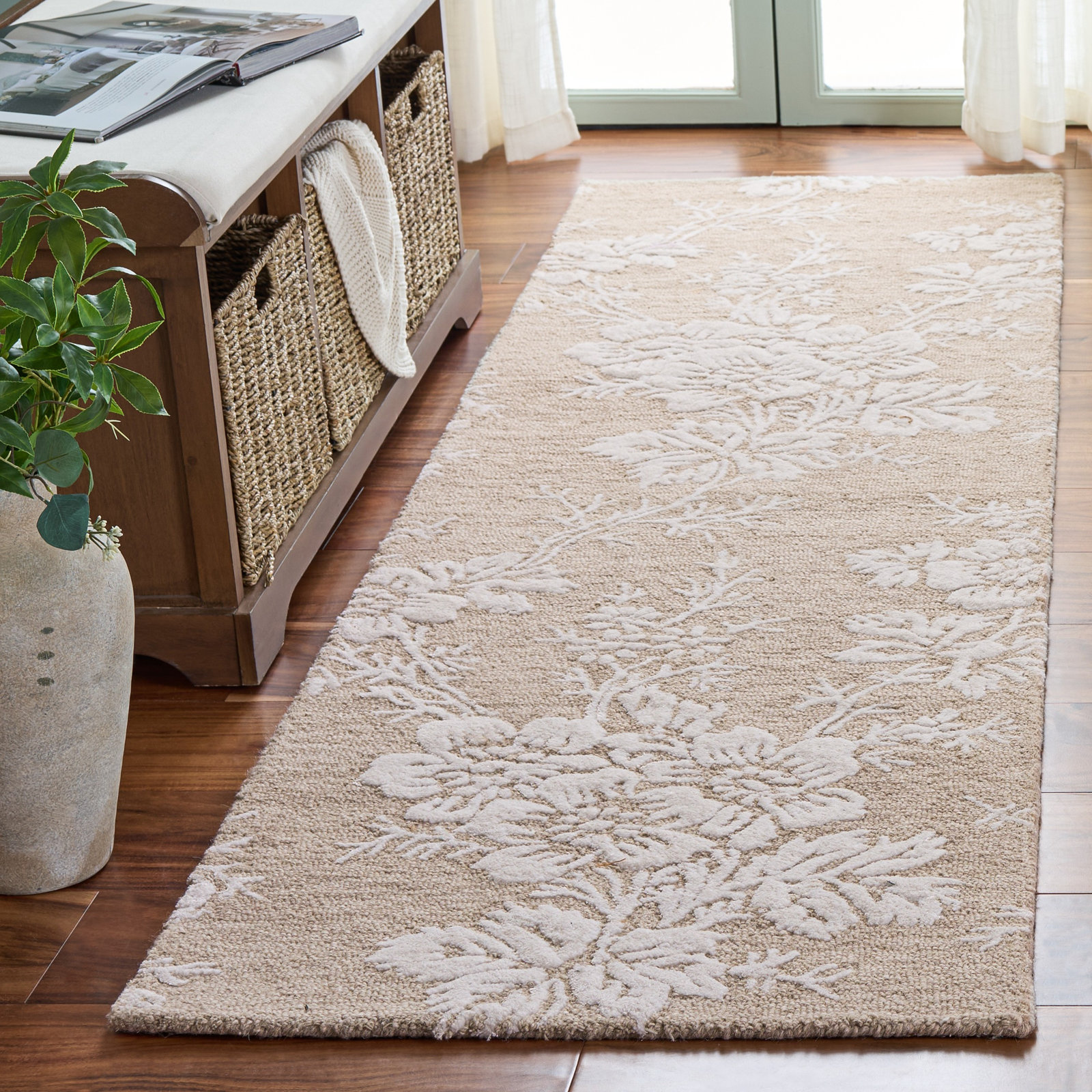 Hand-Tufted Wool Floral Rug, Runner 2'3" x 8'
