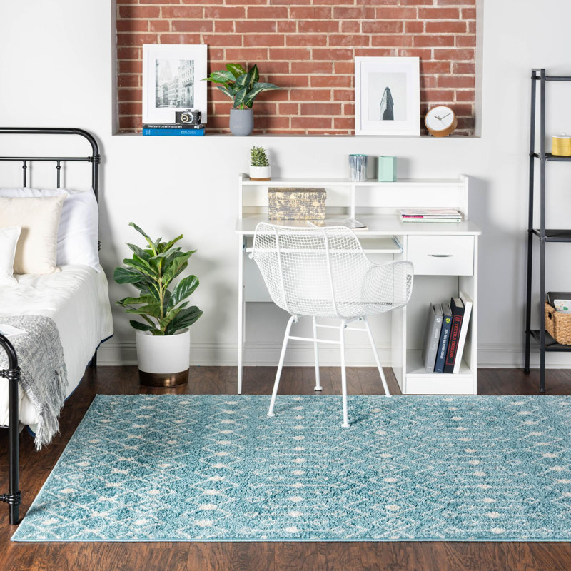 Tapis bleu turquoise en polypropylène tissé à la machine Briehn, Rectangle 10 pi 8 po x 14 pi