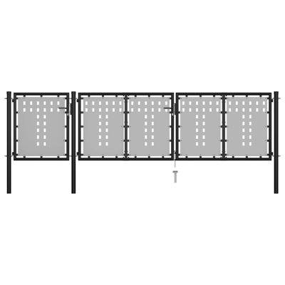 Set Black Metal Gate