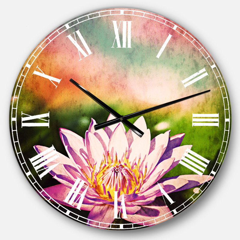 Mauve lotus sur fond abstrait - horloge murale traditionnelle, Moyenne