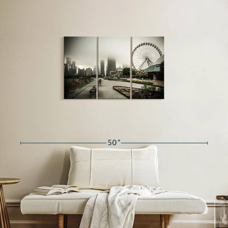 Sebbie Foggy Navy Pier, 20" H x 33" W