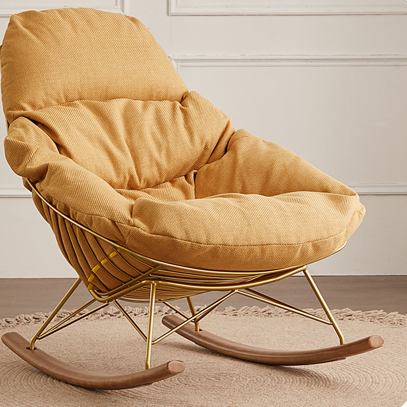 Chaise berçante élégante et pratique, Jaune