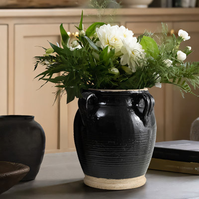 Vase en terre cuite noir rustique 9,8 "avec poignées