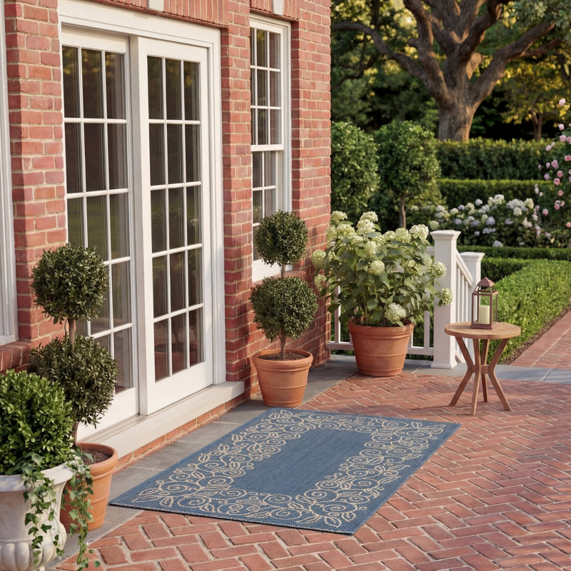 Herefordshire Performance Floral Indoor/Outdoor Area Rug, Rectangle 2' x 3'7"