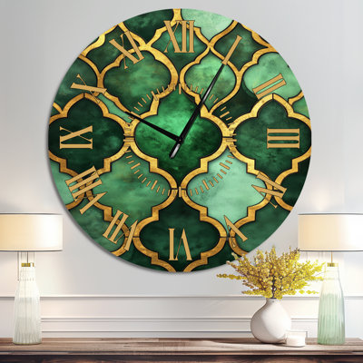 Horloge murale géométrique en métal couleur émeraude, ornée de carreaux d'émeraude