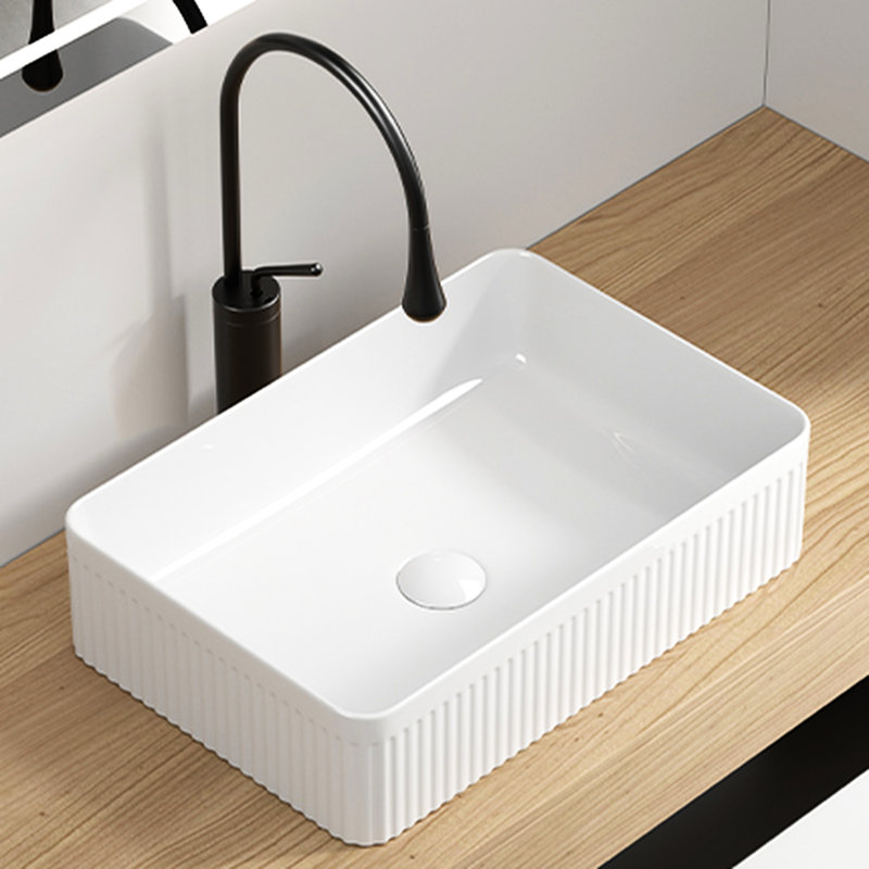 Céramique blanche, vasque, dessus de comptoir, salle de bain, forme rectangulaire, cuve profonde, drain rapide, surface lisse
