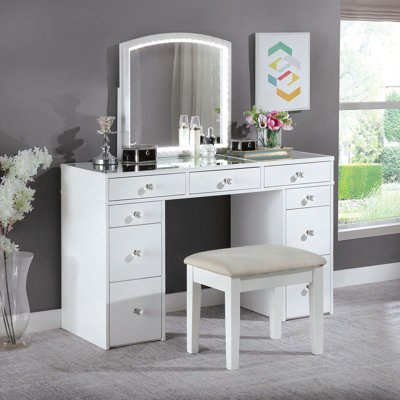 Evana Vanity