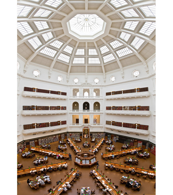 Bibliothèque d'État de Victoria, salle La Trobe, H 24 po x l 17 po