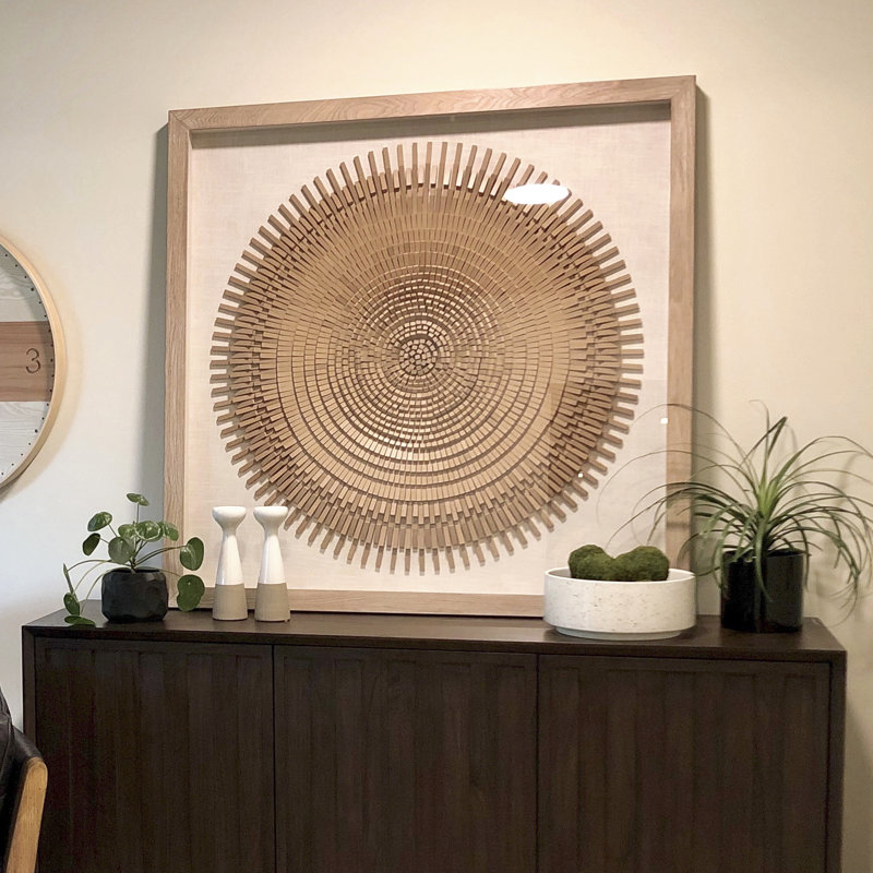 «Bound» - Boîte-cadre mixte 47 po x 47 po, encadrée sous verre