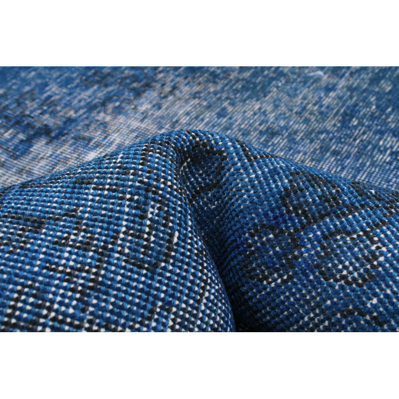 Tapis bleu foncé à transition de couleur 8 pi 0 po x 10 pi 8 po
