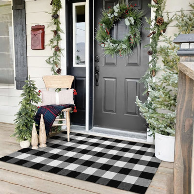Quintisha Buffalo Plaid Area Rugs  Black and White Checkered Rug Washable Front Door Mat Hand Woven Cotton Outdoor Rug Small Rug for Front Porch Kitchen Entryway Patio Bathroom