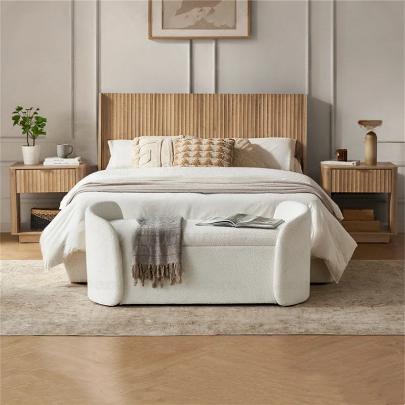 Banc de chambre moderne et simple