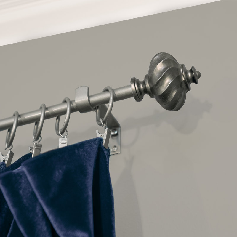 Tringle à rideaux simple réglable en métal LaJuante, Noir pétrole, 86 po à 120 po