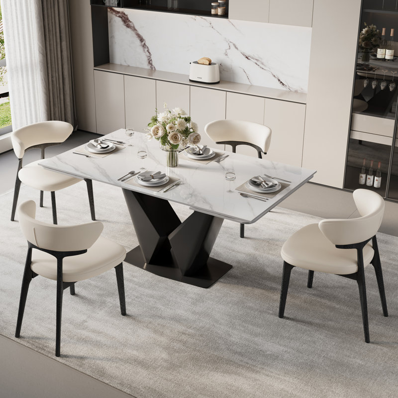 Ensemble de table de salle à manger extensible 7 pièces avec table de salle à manger rectangulaire de 63 à 95 po et 6 chaises en similicuir