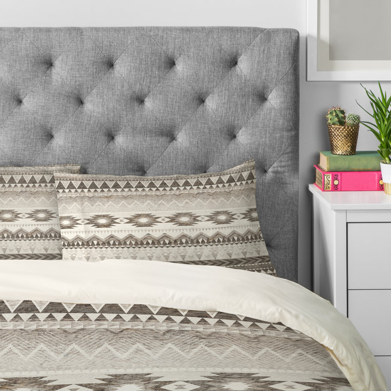 Iveta Abolina Geometric