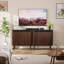 Meuble d'appoint de rangement à 2 portes de style milieu du siècle, 80 cm (31,5 po), fini grain de bois noyer