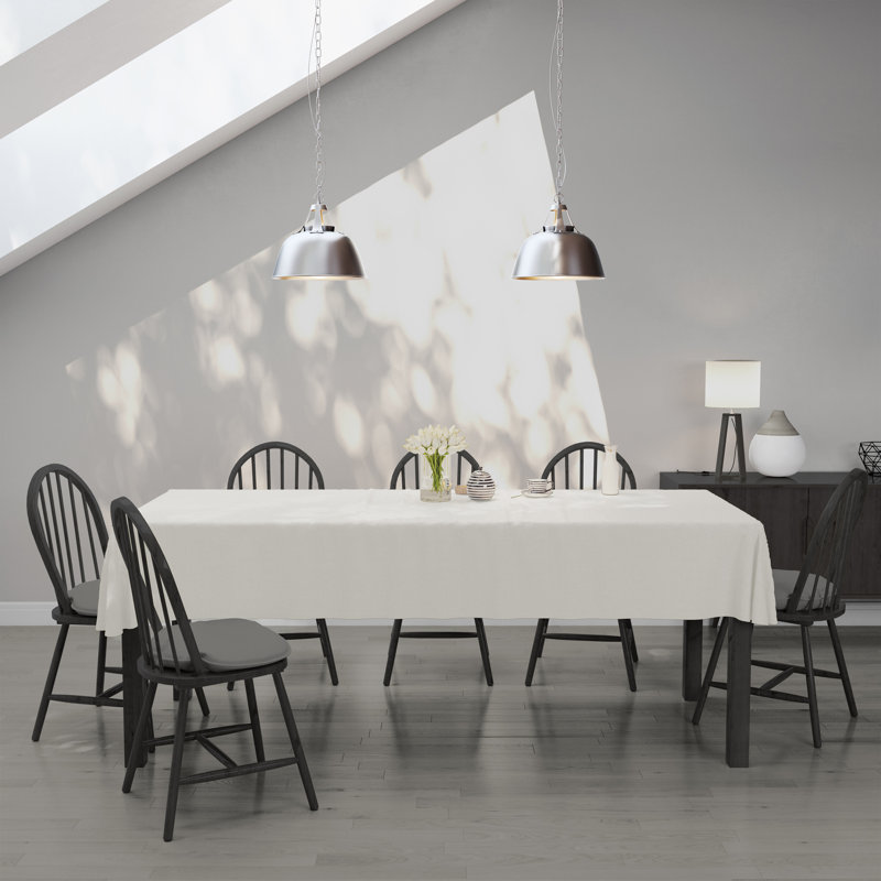 Nappe ronde en polyester Vallejos, Noir, 84 po x 60 po, oblong