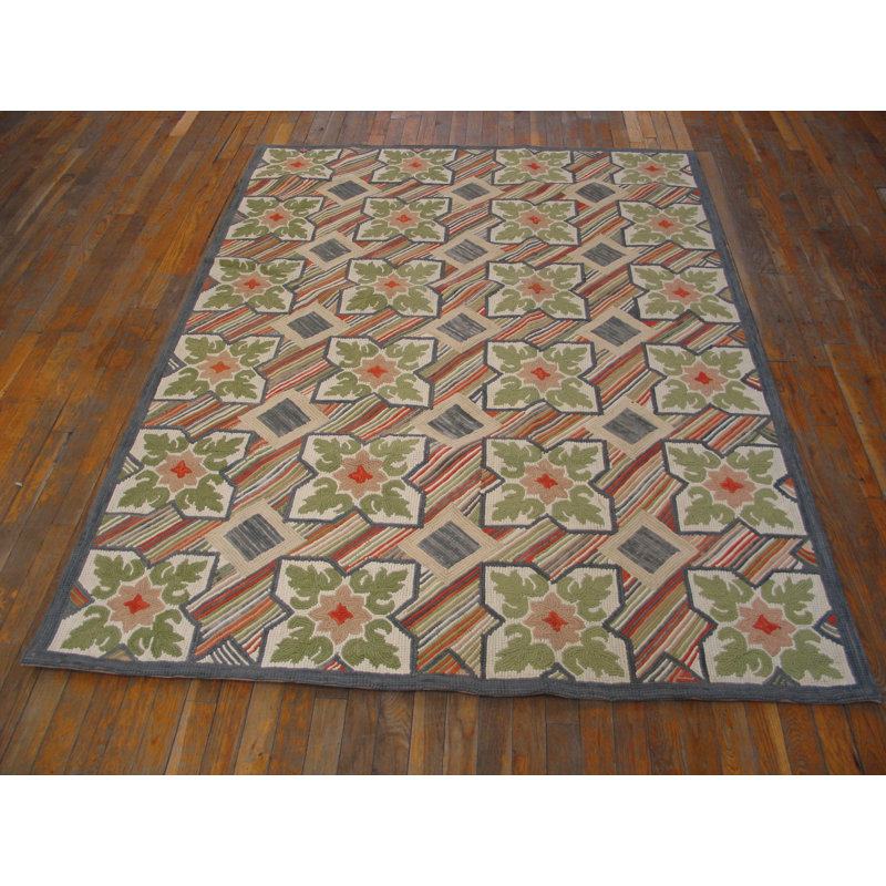 Flatweave Wool Floral Area Rug, Rectangle 6' x 9'