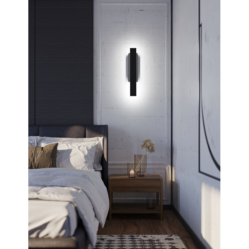 Tru Outdoor LED Sconce - Black, 4.7" H x 24" W x 5" D