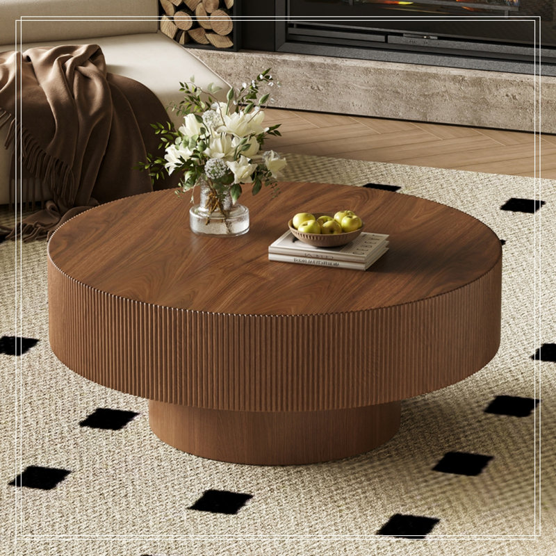 Table basse ronde avec base robuste, Walnut