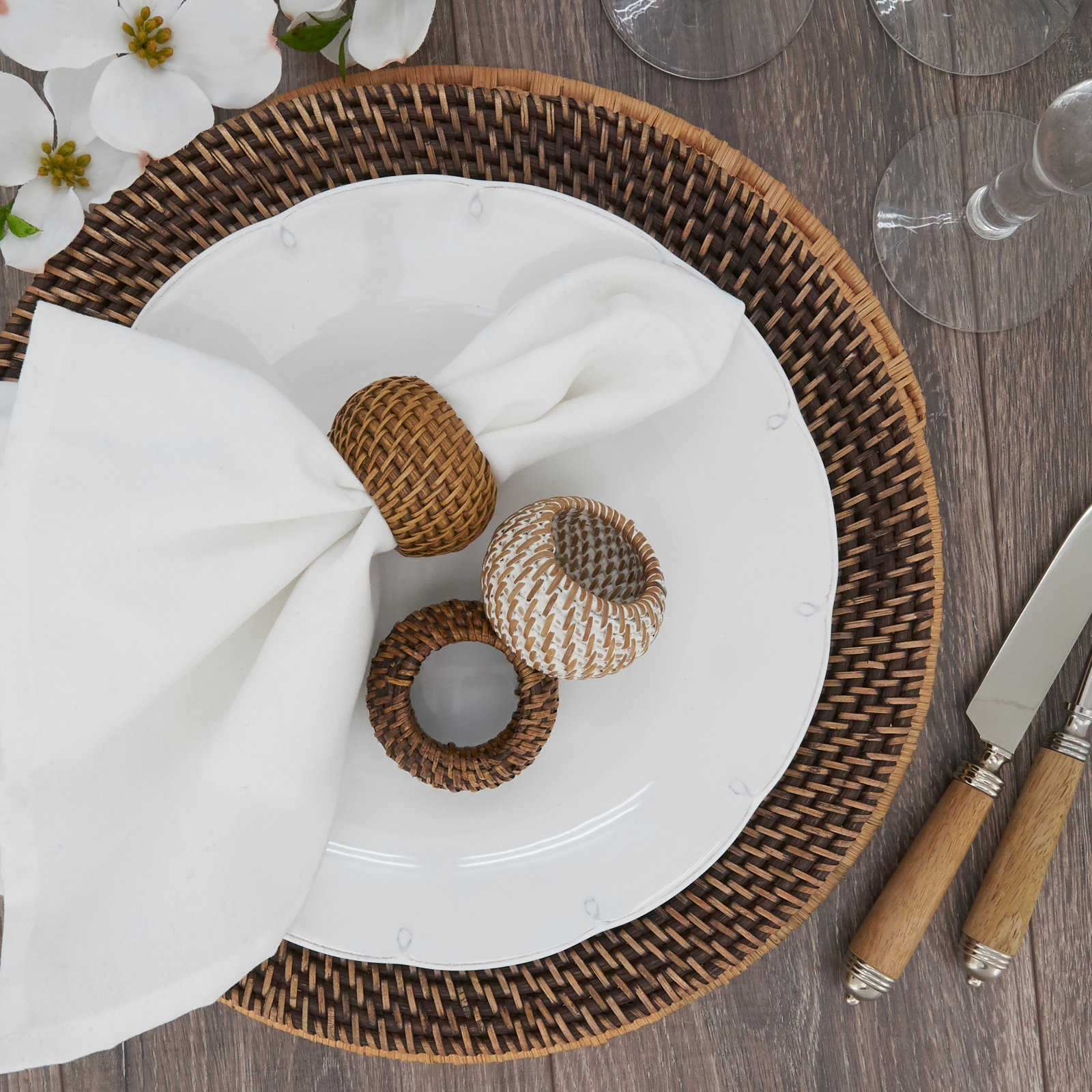 Avignon Woven Rattan Napkin Ring, White