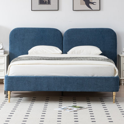 Nelsie Upholstered Platform Bed with Velvet Tufted Headboard