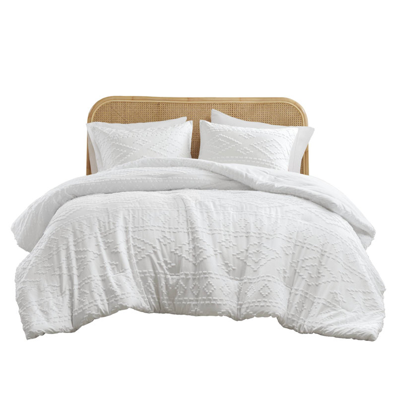 Gigi Clipped Jacquard Tufted Comforter Set, White, Full / Double Comforter + 2 Standard Shams