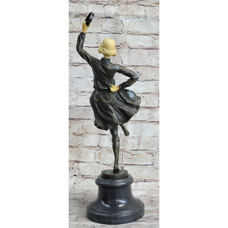 Figurines et sculptures