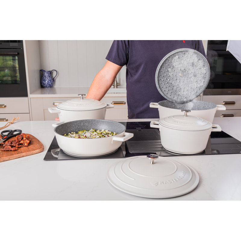 MasterClass Cast Aluminum Round Casserole, 37cm / 5L, Cream