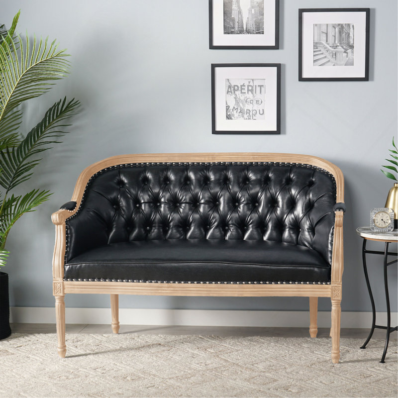 CHAISE