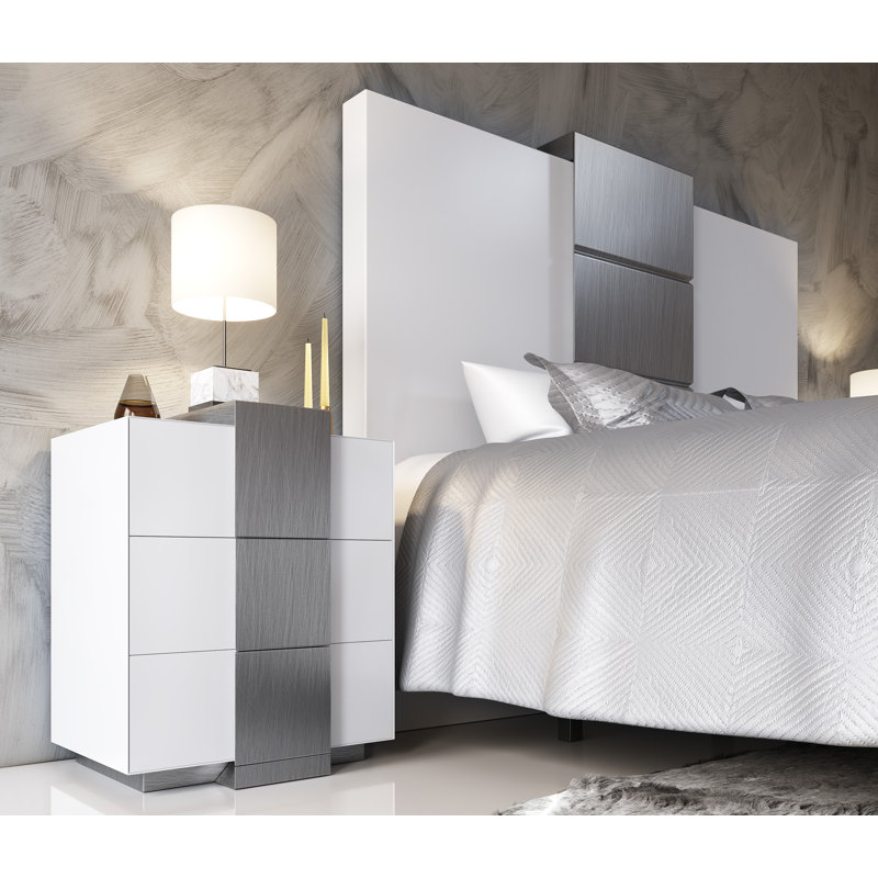 Swayde Piece Bedroom Set, Queen