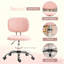 La chaise de bureau rose pour les espaces de travail à la maison tendance offre un confort moelleux et un réglage en hauteur fluide