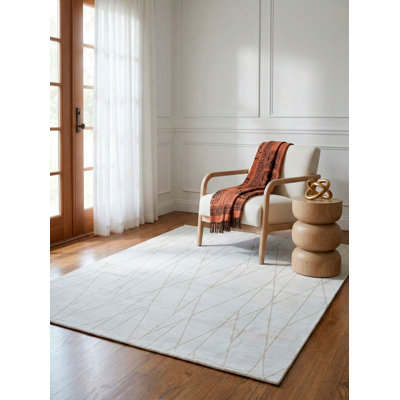 Sarila Geometric Area Rug in White