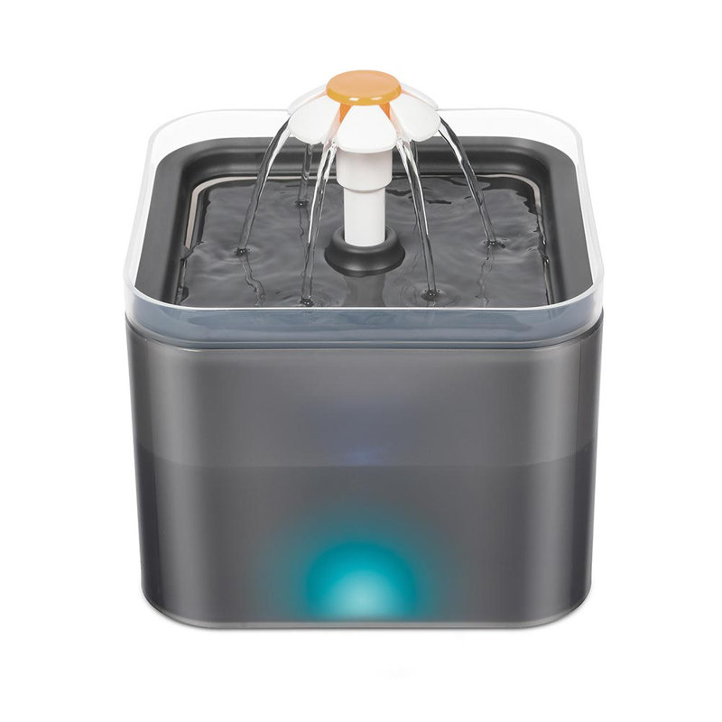 Cerny 2000ml Pet Fountain, Black