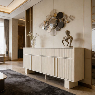 Brucker French-style wall-mounted entrance cabinet