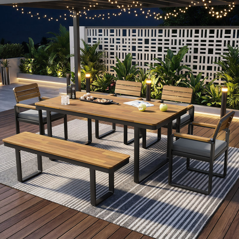 Ensemble de salle à manger de patio en bois massif pour 6 à 7 personnes, trou de parasol inclus, avec 1 table, 4 chaises et 1 banc, coussins gris amovibles