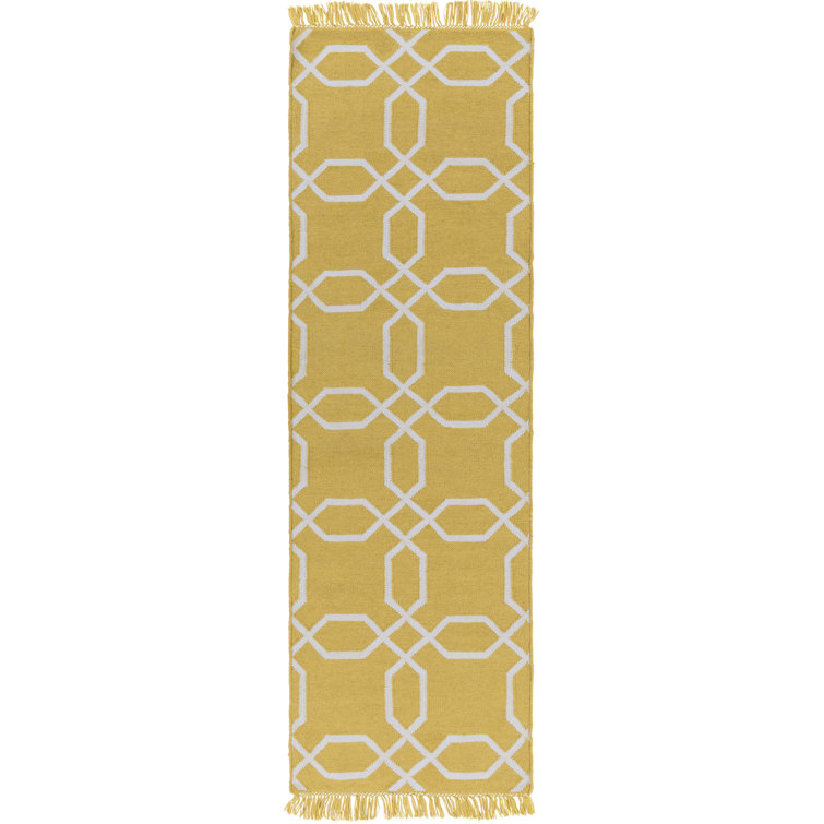 Larksville Geometric Indoor / Outdoor Rug
