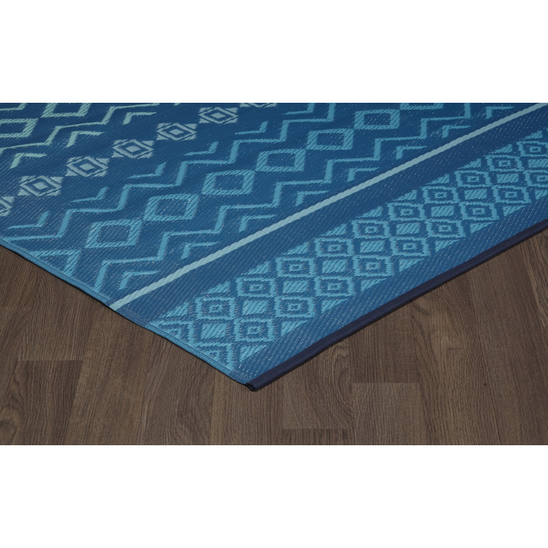 Tapis intérieur / extérieur en plastique réversible à séchage rapide Fiesta Premium, Rectangle 5 pi x 8 pi