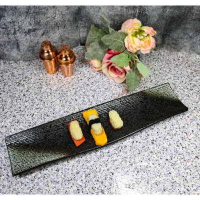 Grand plat de service rectangulaire allongé ondulé de 16,5 po Grey Hakumu Collection