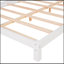 Lit plateforme en bois avec tête de lit en forme de maison-423512745-423512744