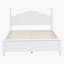 Ensemble de chambre à coucher 3 pièces Yareli, lit plateforme double en bois et deux tables de chevet-122531450
