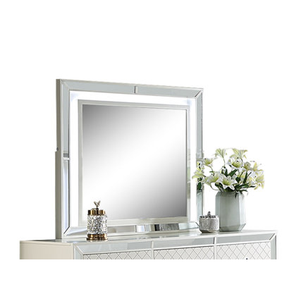 Herlinda MIRROR