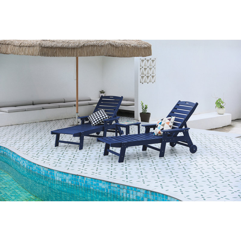 Oversized 3-Piece Lounge Chair Set With Side Table, All-Weather Patio Furniture With Adjustable Backrest, Wheels And Cup Holder For Ultimate Outdoor Relaxation