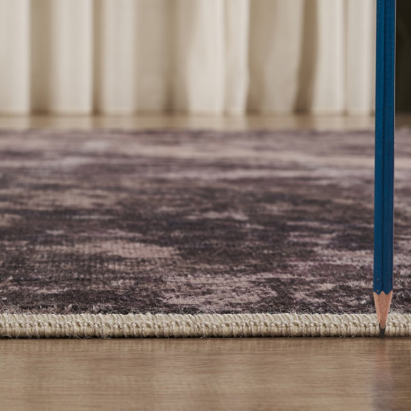 Tapis de la collection Artistic - Tranquillité élégante, symphonie de couleurs et circulation intense, Mauve