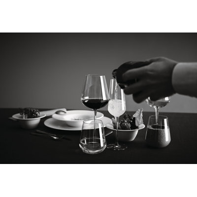 InAlto Uno 15.75 oz. Medium Wine Glasses