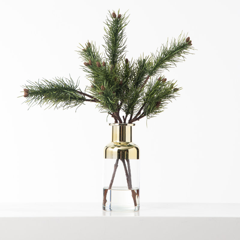 Centre de table mixte dans un vase